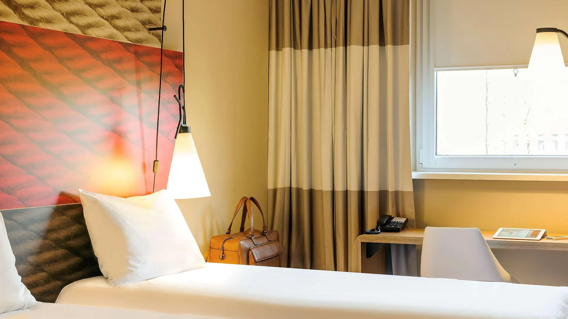 Ibis Hamburg City 3*,  Germany