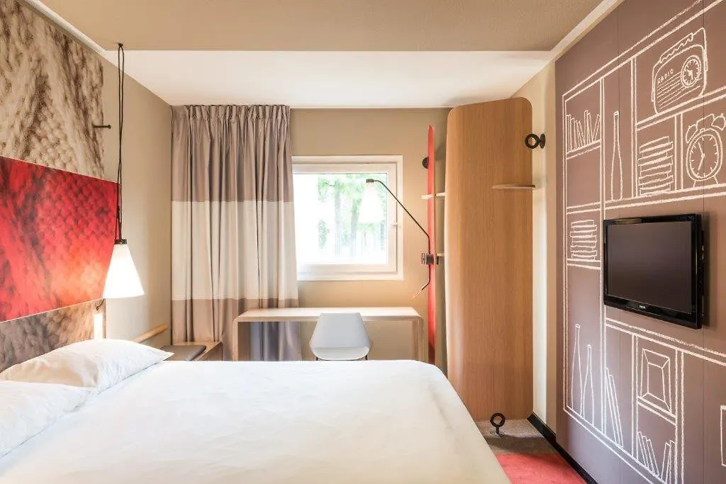 *** Hotel Ibis Hamburg City Germany